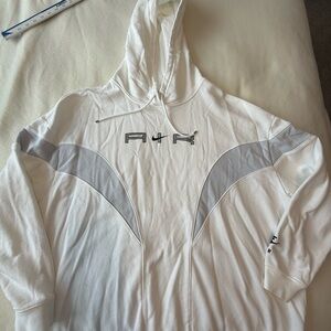 Woman’s size xl Nike White Hoodie with Black Logo gray detail. C60